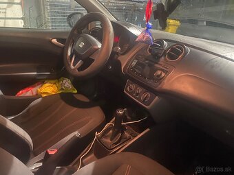 Predám Seat Ibiza 1.2TDI Mala spotreba - 8