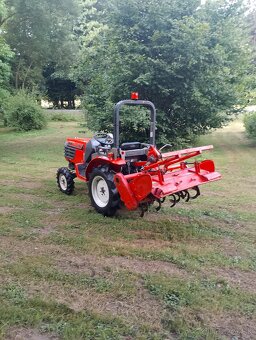 KUBOTA - 8