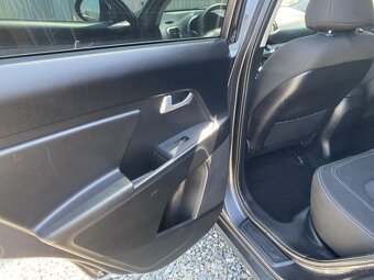 Kia Sportage 1.6 GDi 130PS MAN TZ STK TOP - 8