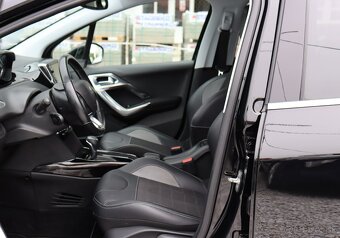 Peugeot 2008 1.2 PureTech 110 S&S Allure A/T - 8