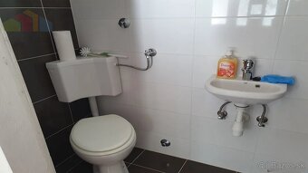 Obchodné priestory 18 m² vo výbornej lokalite – ZADAR, CHOR - 8