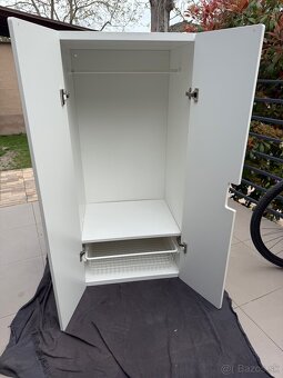 IKEA komody, skriňa a rastúci stôl - 8