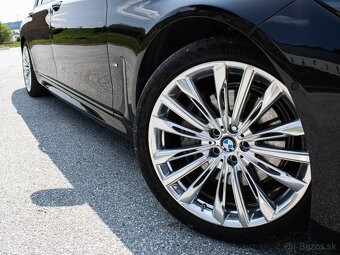 BMW Rad 7 740Li xDrive A/T - 8