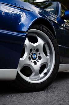 BMW E34 540i V8 Manual - 8