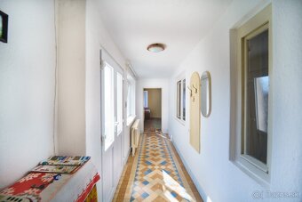 5-izbový rodinný dom vo Vrábľoch na predaj - 8