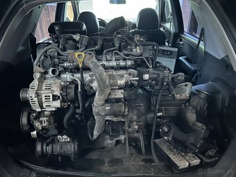 KIA Sportage 2.0 - 8