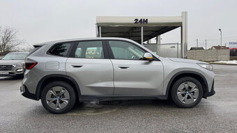 BMW iX1 30 xDrive - 8