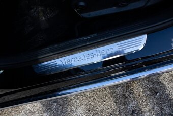 Mercedes-Benz C trieda Sedan 220 CDI BlueEFFICIENCY Avantgar - 8