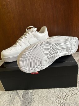 Biele Air Force 1 x Supreme (46) - 8