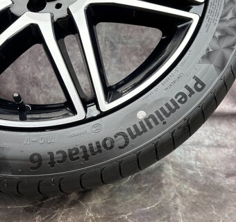 Originál Alu kola AMG Mercedes-Benz V-Klasse 245/45/19 DOT23 - 8