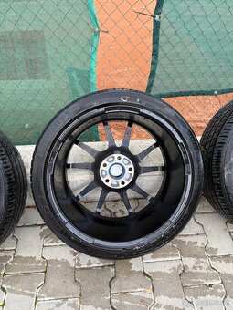 DOTZ KENDO DARK 8J x 18 ET35.  5x112 57,1mm VW komplet sada - 8