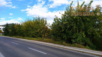 VYMEŇ SUSEDA –  Na predaj stavebný pozemok o výmere 700 m2  - 8