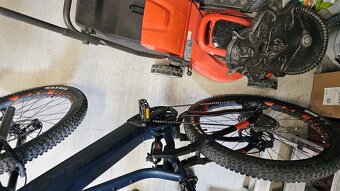 Celoodpružený E-bike Leader Fox Ayra, iba 180 km - 8