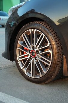 KIA ProCeed GT 1.6 A/T - 8