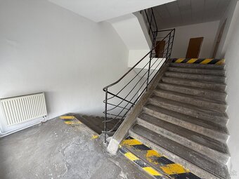 Prenájom výrobných a administratívnych priestorov 1800m² - 8