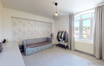 NOVOSTAVBA jedinečný rodinný dom /fitness, sauna, dvojgaráž/ - 8