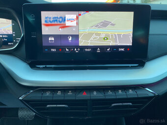 SKODA OCTAVIA “4x4, ROK 2022, EDITION” - 8