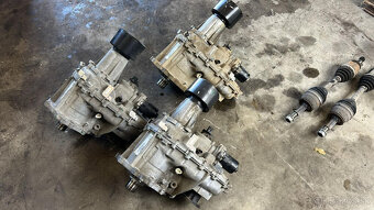 Těhlice,brzdič,rameno,tlumič,náprava,motor Mercedes W470 - 8