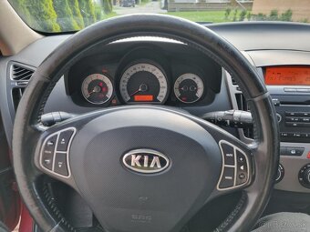 Predám Kia Cee'd 1.4l (77kw) 2009 - 8