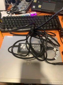 HP elitebook 2540p /8gb ram/Intel i7 / 128 SSD za 59 eu - 8
