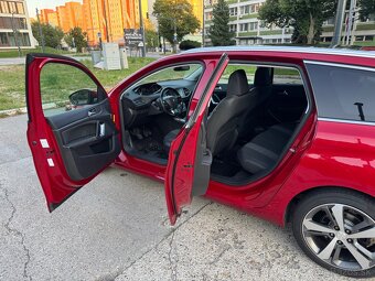 Peugeot 308 GT 1.6 HDi, 2018, manuál - 8