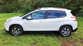 Peugeot 2008 1.2 benzín - 8