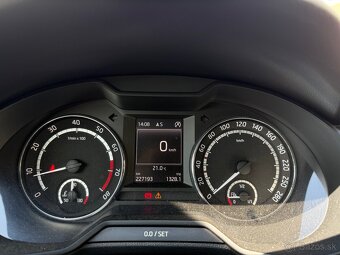 Škoda Octavia 3VRS 2.0TSI - 8