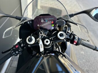BMW S1000RR - 8