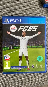 Playstation 4 - 8