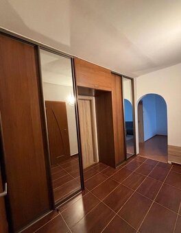 Na prenájom - 3,5 izbový byt, ul. Čiernovodská, Bratislava I - 8