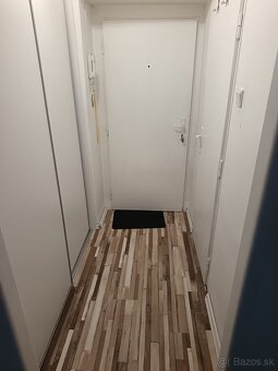 Prenajmem 1 izbovy byt širšie centrum Martin - 8