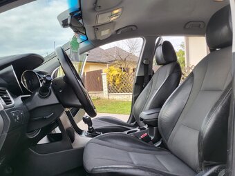 Hyundai I30 CW 1.6CRDi Premium - 8