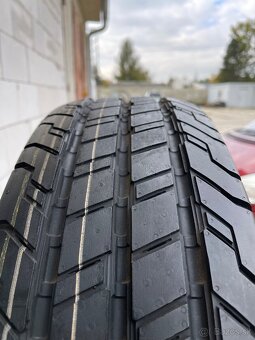 Continental 205 75 R16C - 8