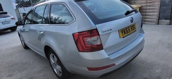 ŠKODA OCTAVIA III COMBI 1.6 TDI CR DSG 81 KW - 8