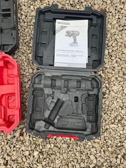 Predam kufre z AKU náradia Parkside - 8