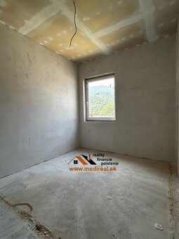 PODNIKATEĽSKÝ OBJEKT - ROŽŇAVSKÉ BYSTRÉ - 8