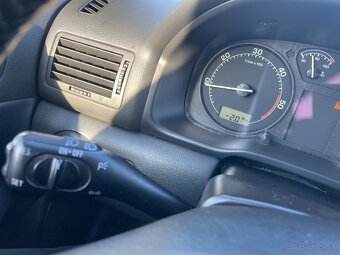 Škoda octavia combi 1.9tdi 66kw - 8