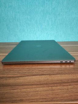 Apple MacBook Pro 15 A1707 – i7 / 16GB / 512GB - 8