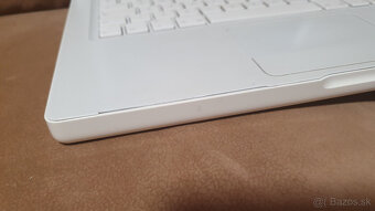 Apple MacBook 2.1 A1181 - 8