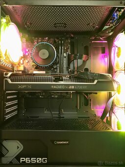 RX 6700 XT 12GB / i5-12400F / 32GB RAM / 1TB M.2 / 650W - 8