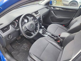 Škoda Octavia Combi 2.0 TDI Team DSG - 8