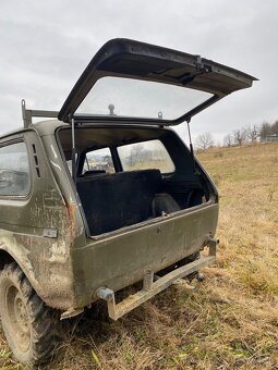 Lada Niva - 8