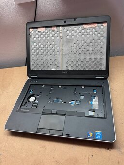 Predám pokazený notebook na náhradné diely zn.Dell e6440. - 8