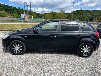 Kia Ceed 1,4 - 8