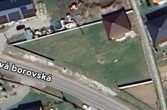 Predám stavebný pozemok so starším domom - 8