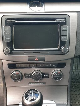 Predam PASSAT VARIANT B7 2.0 TDI - 8