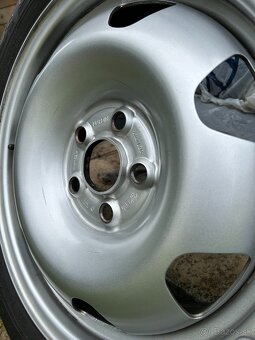 5x120, 215/60R7 C Zimné Pneumatiky a disky Dunlop na T6 - 8