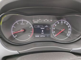 Opel corsa - e  Enjoy, 1,4i , 66KW,  90 HP, r. 2018 - 8