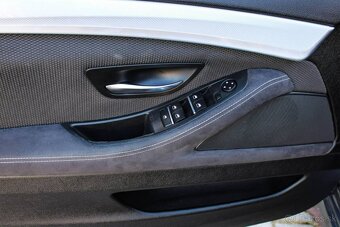 BMW Rad 5 Touring 530d xDrive - 8