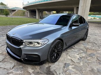 BMW 540i xDrive G30 M-Packet Performance - 8